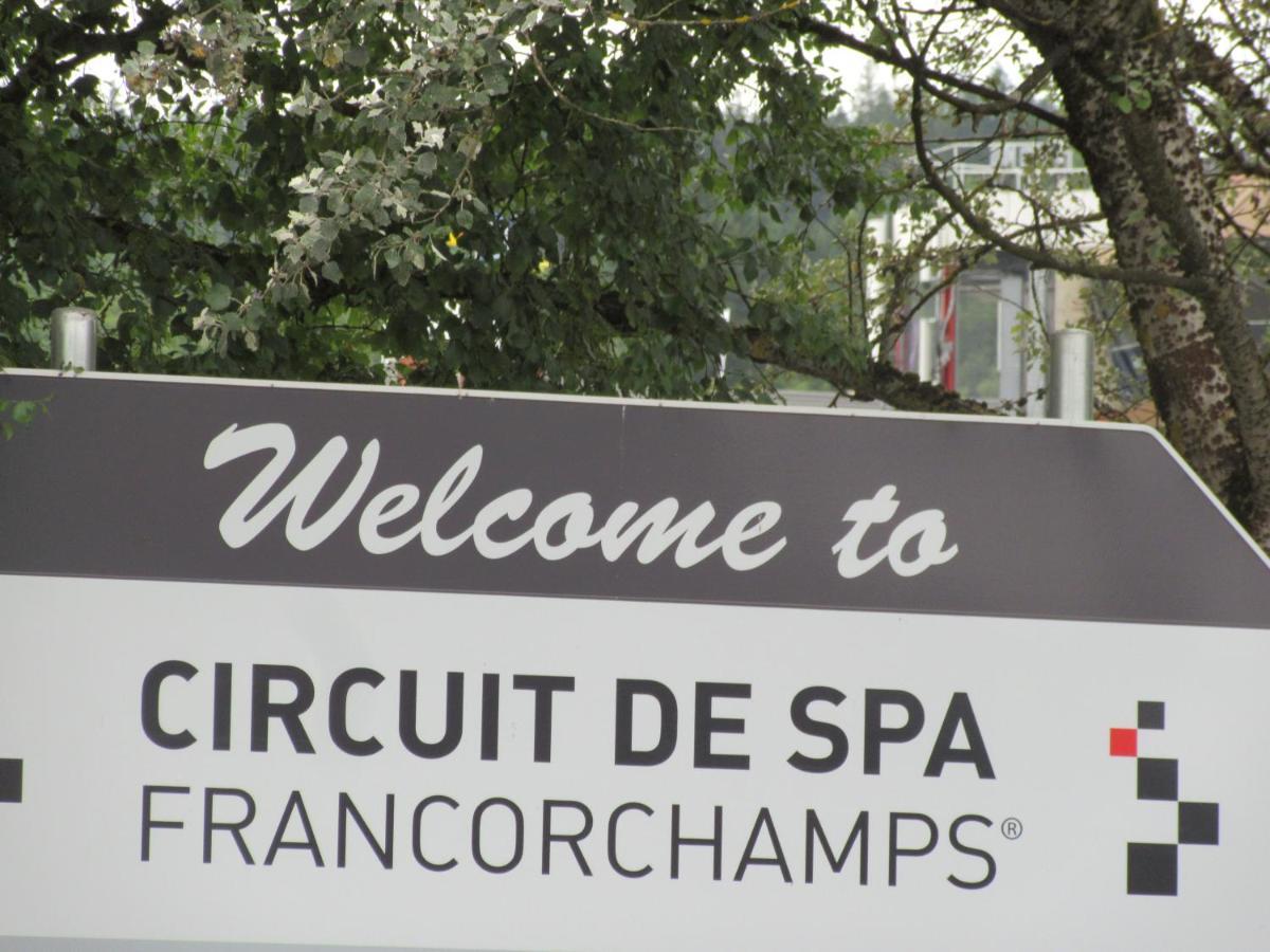 Gite Du Circuit Stavelot Buitenkant foto